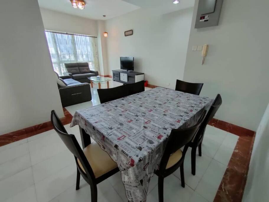 Kuching City 3Bedrooms Apartment Dış mekan fotoğraf